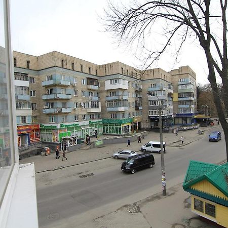 Сімейні Затишні Апартаменти В Самому Центрі Рівного Rivne Dış mekan fotoğraf